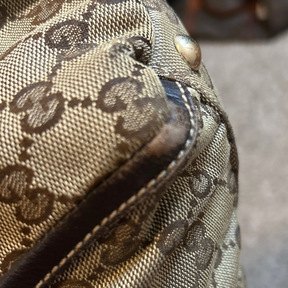 254. Gucci Abbey D-Ring Bag - Picture 7 of 14